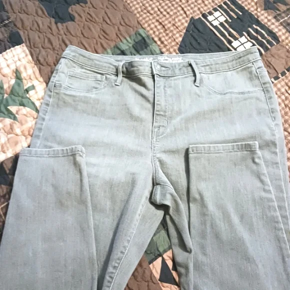 Mossimo Gray High Rise Jeggings Plus Size 16 - Picture 2 of 10